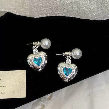 Dreamy Heart Crown Pearl Bracelet with a matching necklace & earrings set