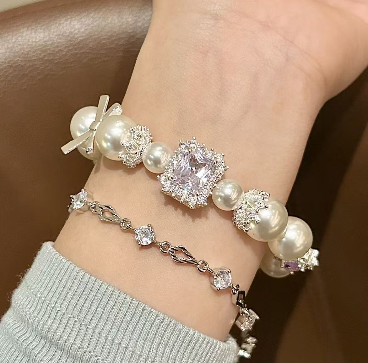 Palace-Style Pearl and purple heart-shaped Diamond Bracelet