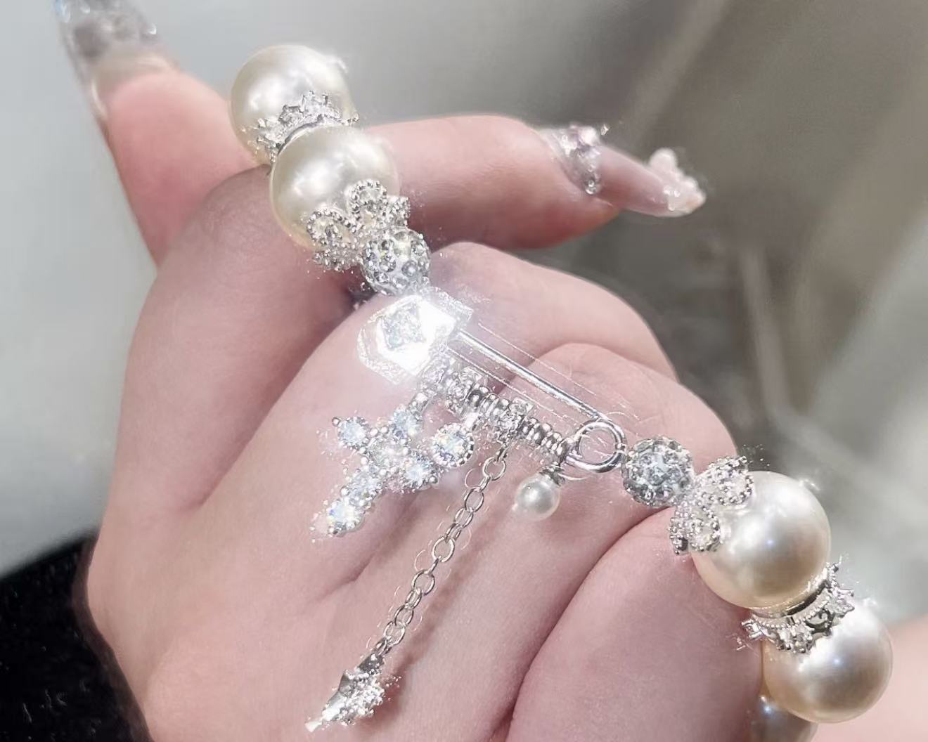 Sparkling Bow Pearl Bracelet &Necklece