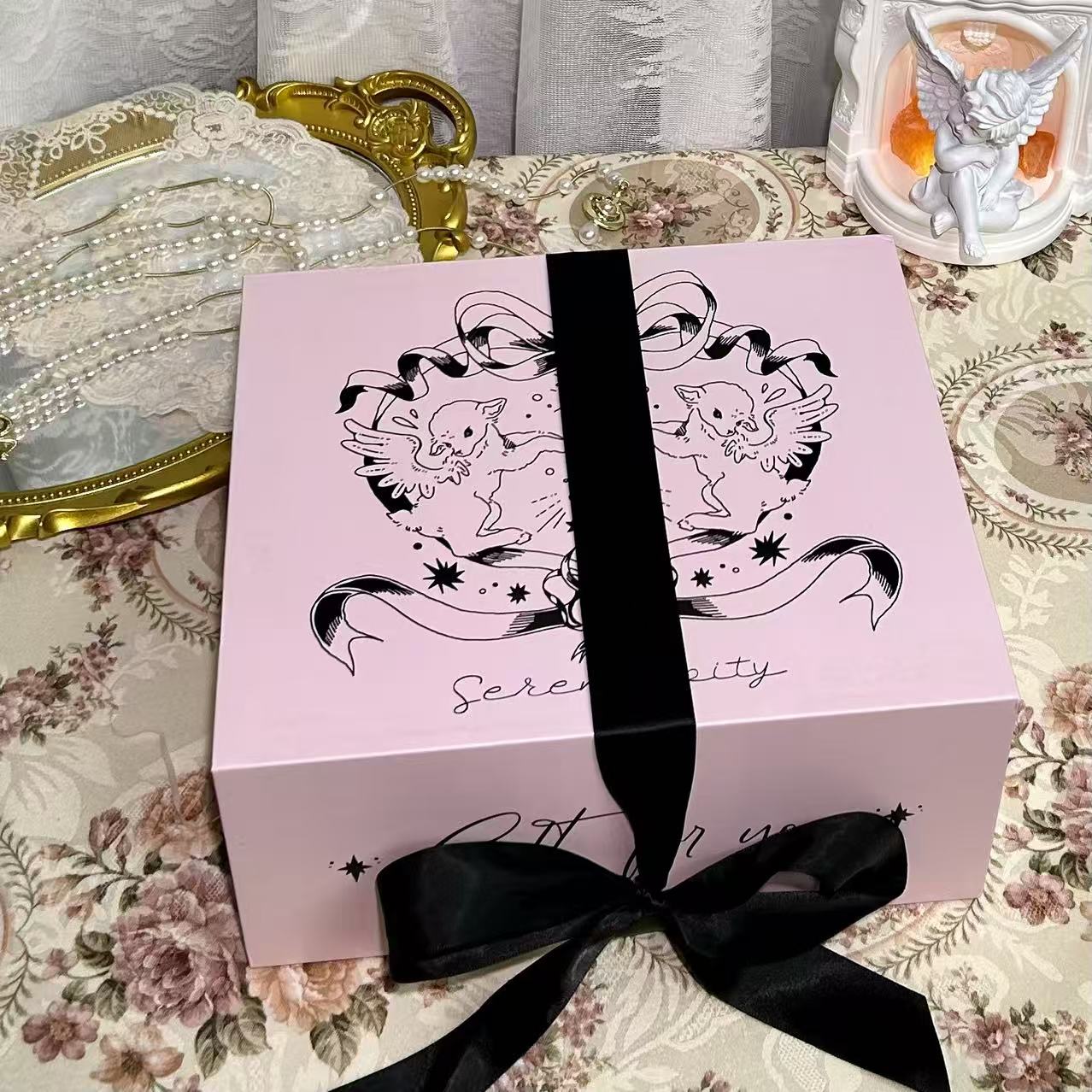 Pink-Themed Jewlery Box