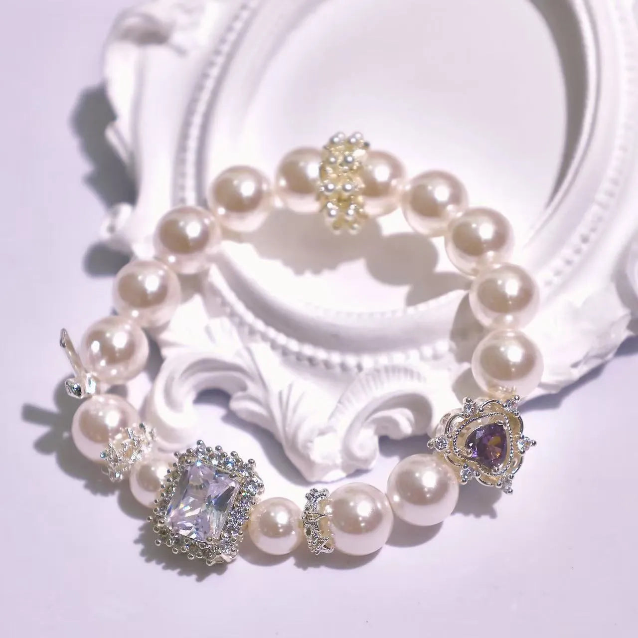 Palace-Style Pearl and purple heart-shaped Diamond Bracelet